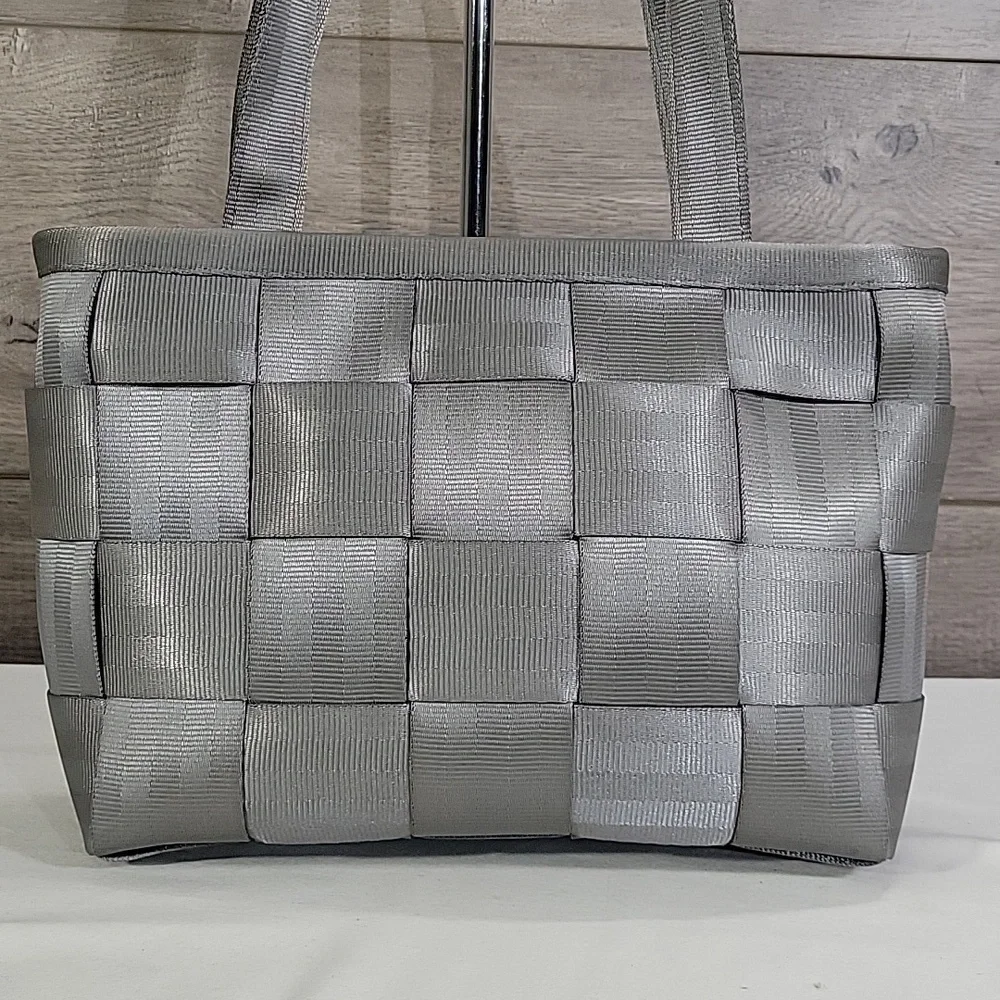 Harvery's Silver Seatbelt Bag